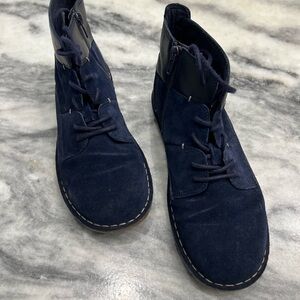 Clarks Tamitha Dark Blue Suede Ankle Boots size 7.5. Lace-up , side zip